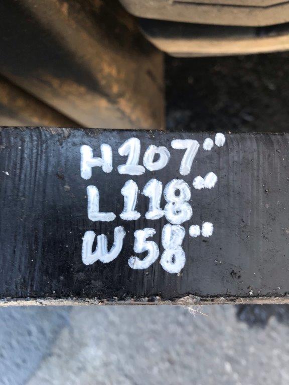Yellow hyster forklift with dimensions H107" L118" W58" for sale